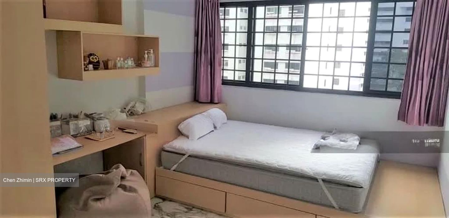 Blk 533 Jurong West Street 52 (Jurong West), HDB 5 Rooms #589338001